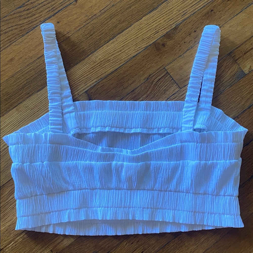 H&M White Ruched Crop Top - Picture 2 of 3